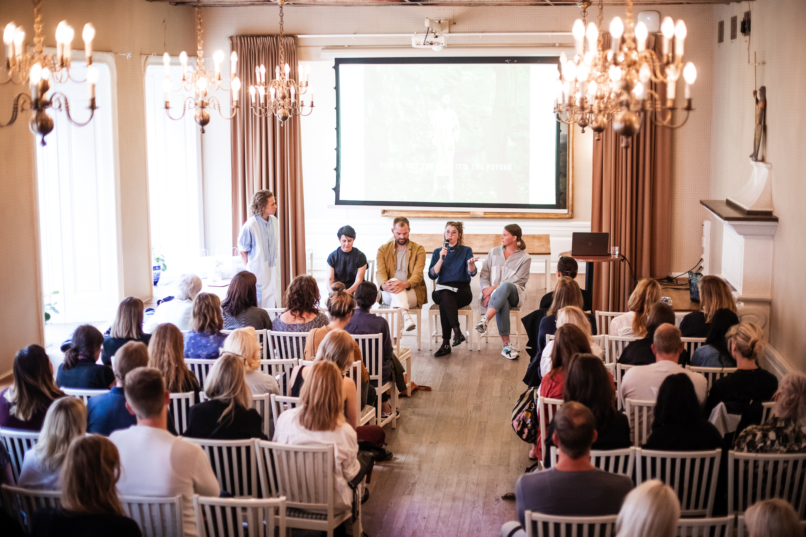 Samtal runt hållbart mode i Grillska Huset panelsamtal i grillska huset