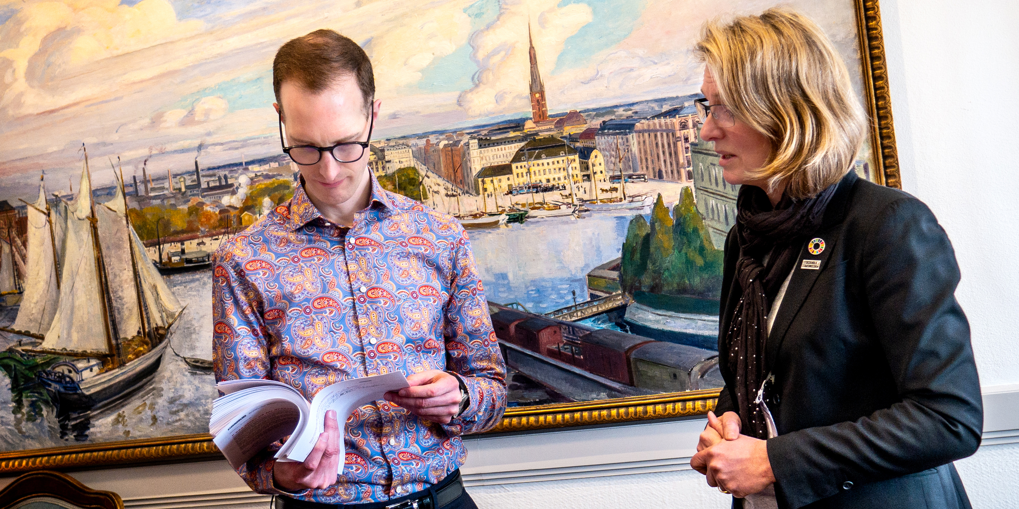 Socialborgarrådet Jan Jönsson och direktor Marika Markovits Stockholms Stadsmission Foto: Anna Z Ek Socialborgarrådet Jan Jönsson och direktor Marika Markovits Stockholms Stadsmission Foto: Anna Z Ek