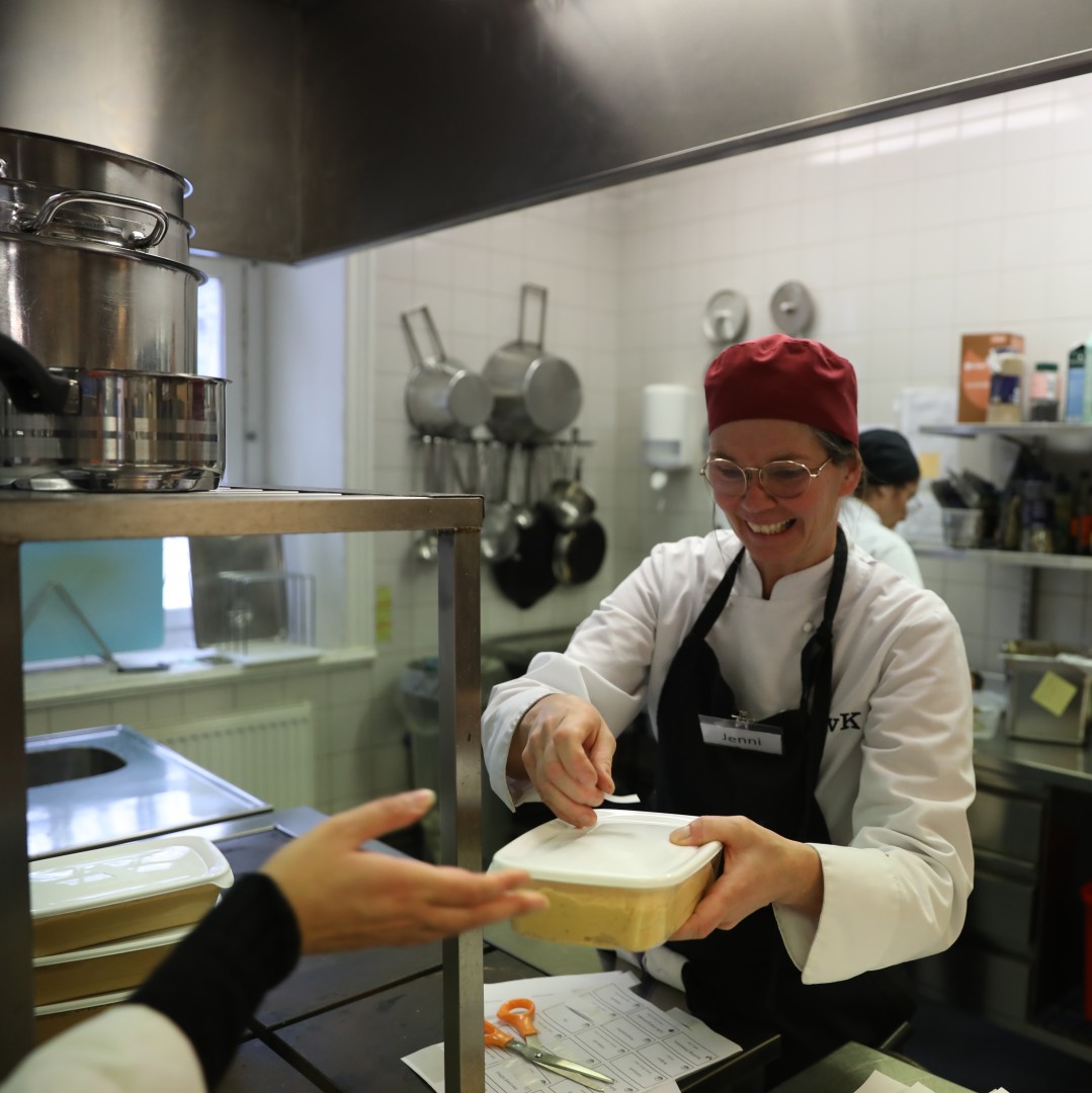 Jenni är lärare på kursen Svenska med inriktning restaurang.