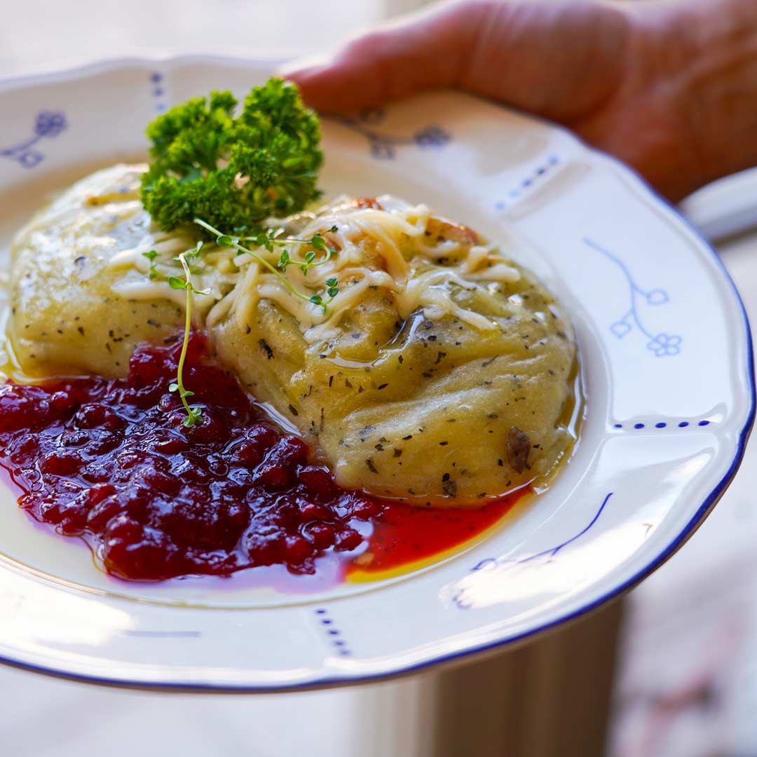 Bild på mat som serveras på Mötesplats Mariatorget.