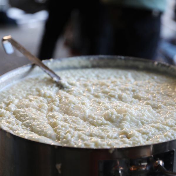 Gröt på Stockholms godaste jullunch 2024.