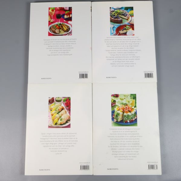 Baksidor på fyra Hemmets kokböcker med beskrivningar och färgbilder på rätter