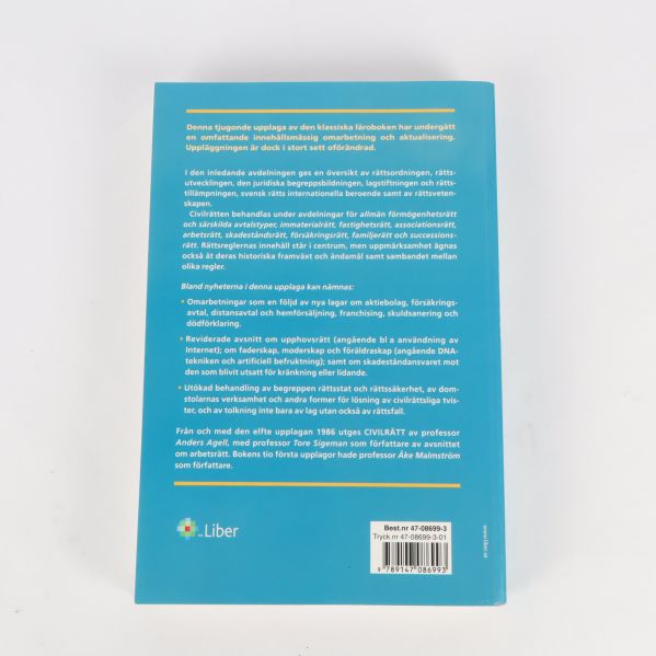 Baksidan av boken Civilrätt med beskrivning och ISBN
