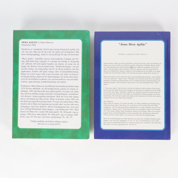 Baksidor på agilityböcker med beskrivande text om innehållet