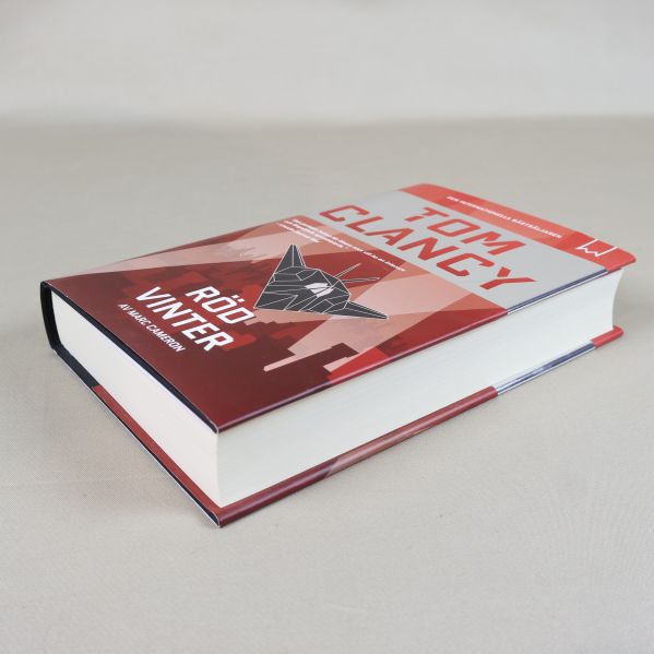 Tom Clancy Röd vinter i vinkel, liggande med synlig tjocklek