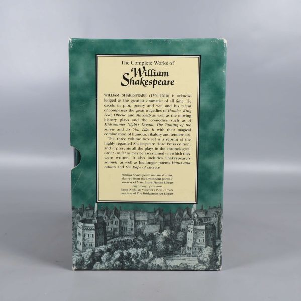 Baksidan av boxen The Complete Works of William Shakespeare med beskrivande text