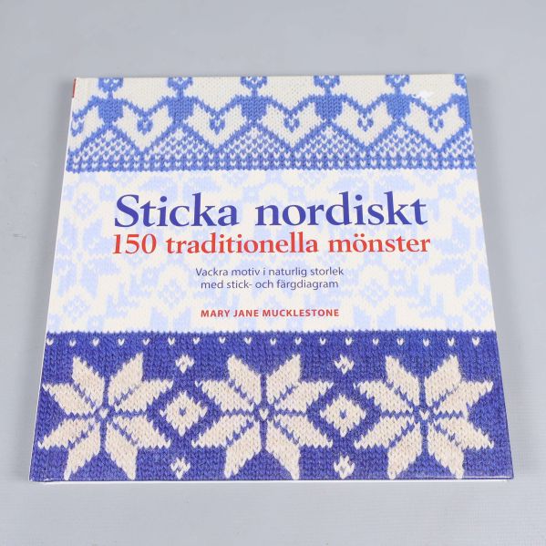 Framsidan på boken Sticka nordiskt 150 traditionella mönster