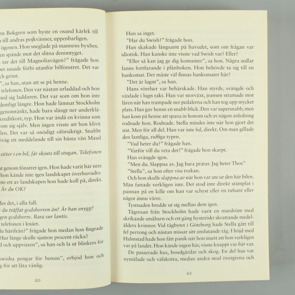 Uppslag från boken med två sidor med text