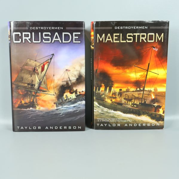 Framsidor på böckerna Destroyermen Crusade och Maelstrom