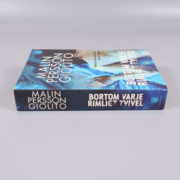 Bokrygg med titeln Bortom varje rimligt tvivel och författarnamn