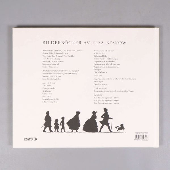 Baksidan av boken Hattstugan med lista på andra barnböcker av Elsa Beskow