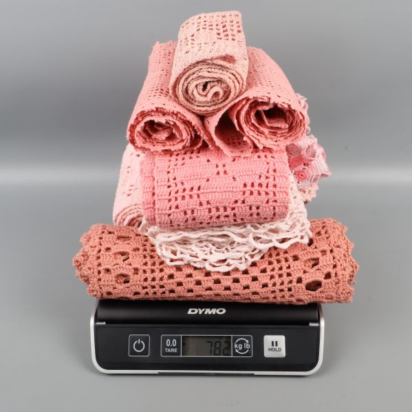 Virkade dukar vägs på digital våg