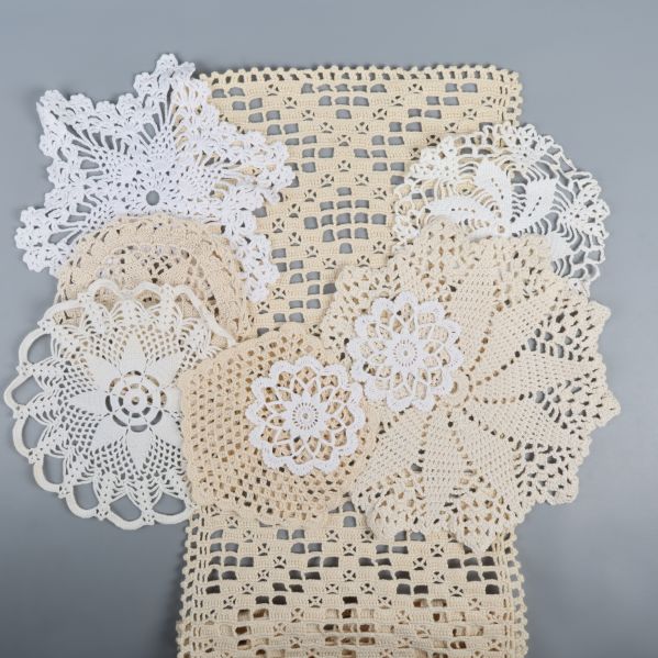 Detalj av virkade dukars mönster