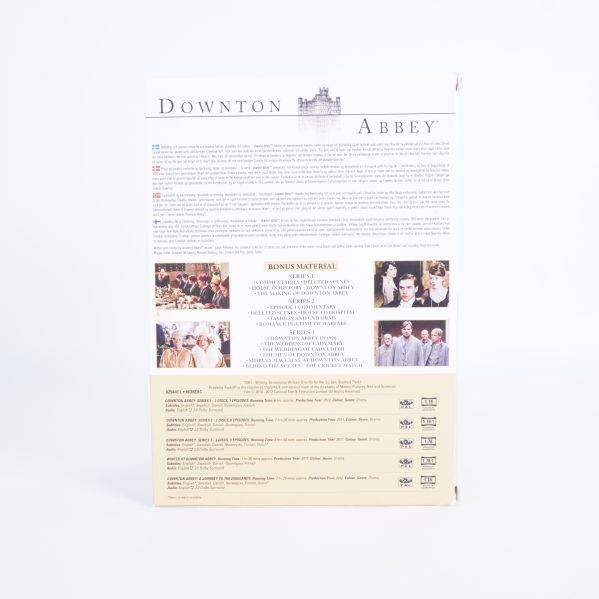 Baksidan av Downton Abbey box med information och bilder