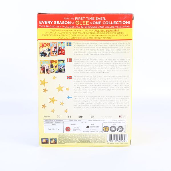 Baksida av Glee DVD-box med detaljer och texter om serien