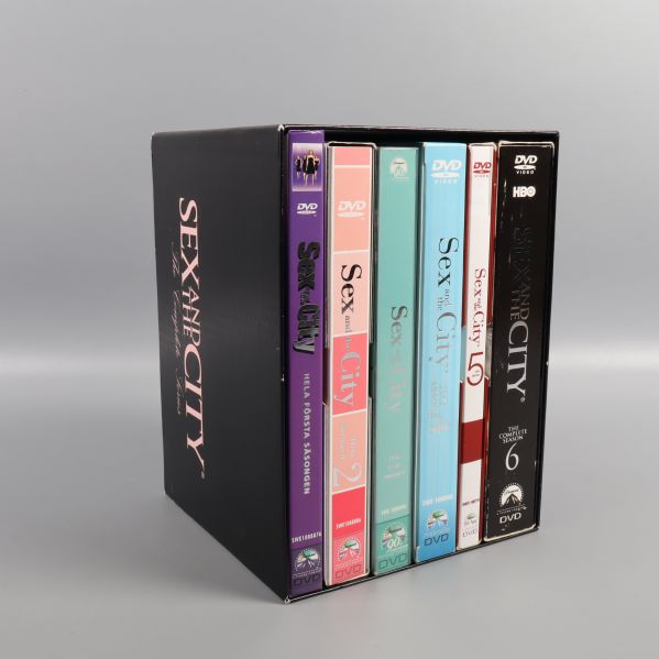 Sex olika säsongsfodral av Sex and the City i boxen