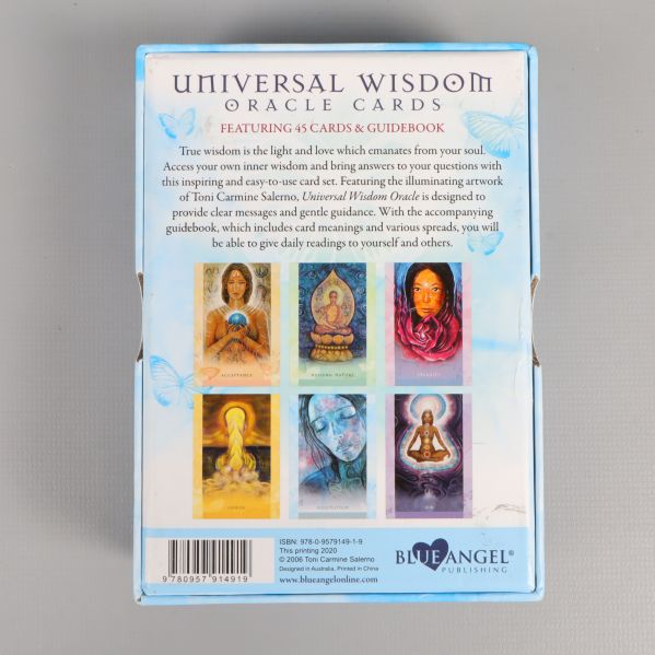 Baksida av ask med bilder och produktinformation