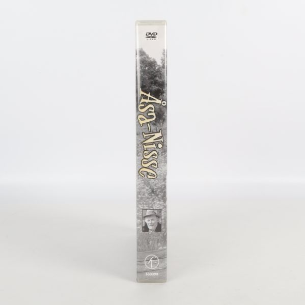 Åsa-Nisse DVD-boxens rygg med tydlig titel och porträtt