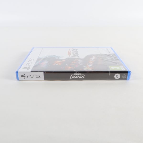 Spelfodralets rygg med titeln Grid Legends och PS5-logga
