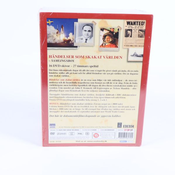 Baksida av DVD-box med innehållsbeskrivning och detaljer