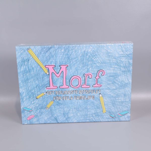 Spelask med blå bakgrund och texten Morf i rosa