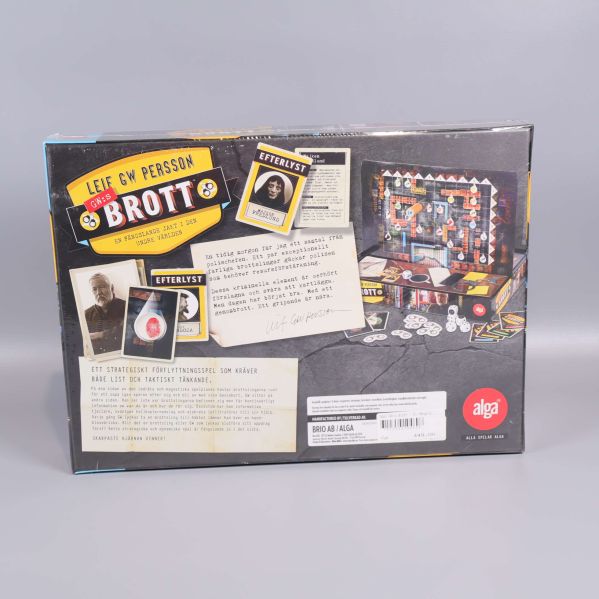 Baksidan av Leif GW Perssons Brott brädspel med spelbräde och kort
