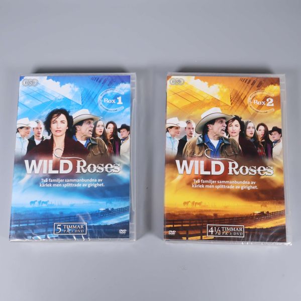 Två DVD-fodral Wild Roses säsong 1 och 2 framifrån
