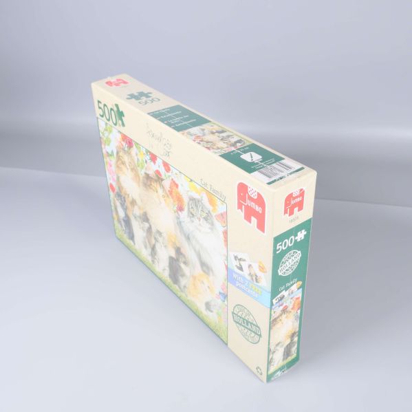 Sned vy av pussellådan som visar framsida och sida