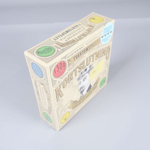 Snett perspektiv på spelasken Kortslutning Tvärtomspelet