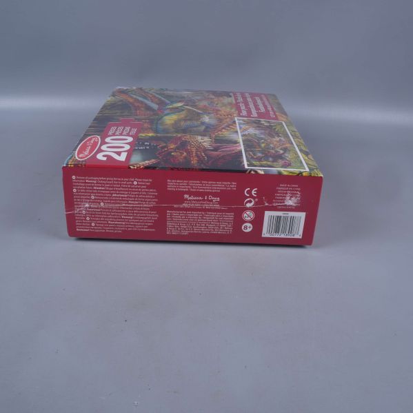 Smal sida av asken med företagsinformation och streckkod