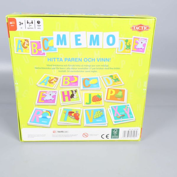 Baksidan av memoryspelet visar spelbrickor och instruktioner