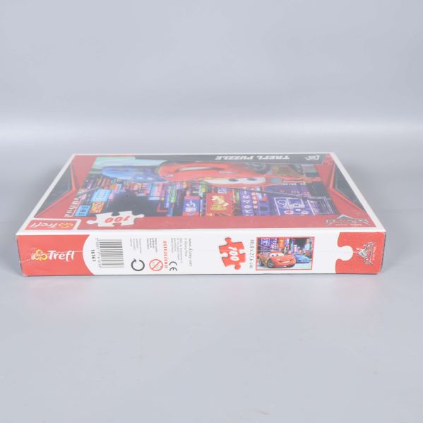 Cars Trefl pussel sedd underifrån