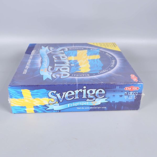 Sverige Frågespel spelbox sedd från sned vinkel