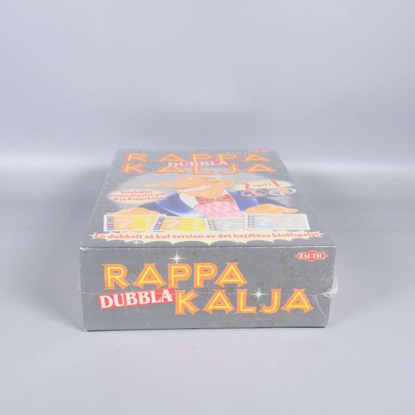 Sidan av spelask med logotypen Rappa Kalja Dubbel