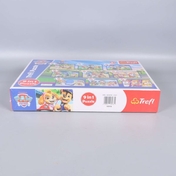 Sida av Paw Patrol Trefl pusselbox med motiv och logga