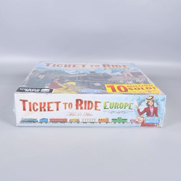 Ticket to Ride Europe ask visad från sidan med titeln synlig