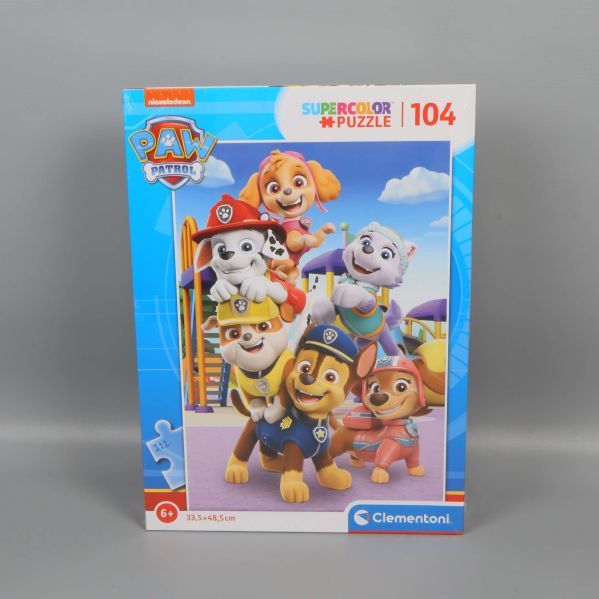 Framsidan av Paw Patrol pussel med figurer och 104 bitar