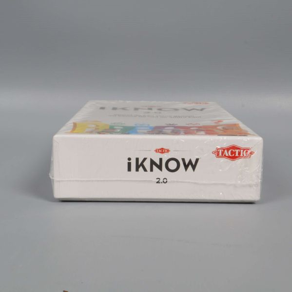 Undersida av iKNOW 2.0 spelbox med Tactic-logga