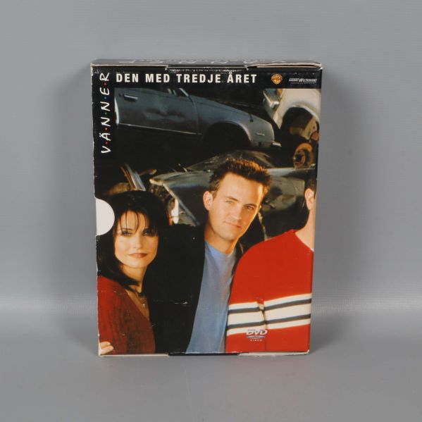 DVD-box baksida med två Vänner karaktärer