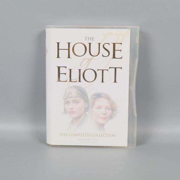 Framsida av House of Eliott dvd-box med två kvinnor