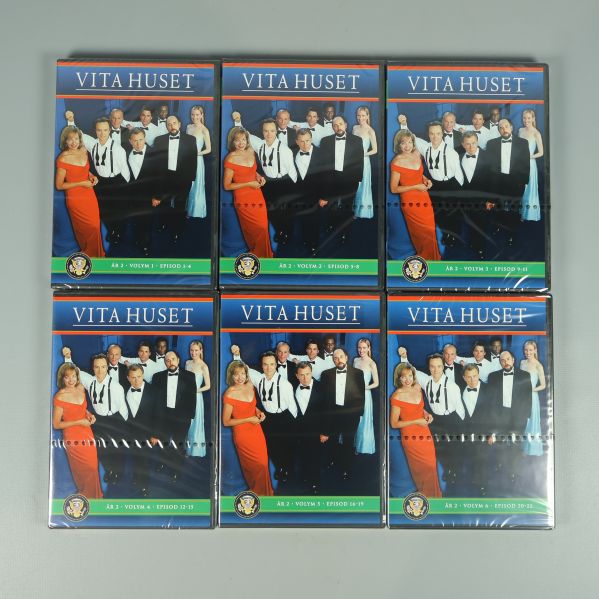 Alla sex Vita Huset år 2 DVD-fodral, framsida, utlagda i grupp