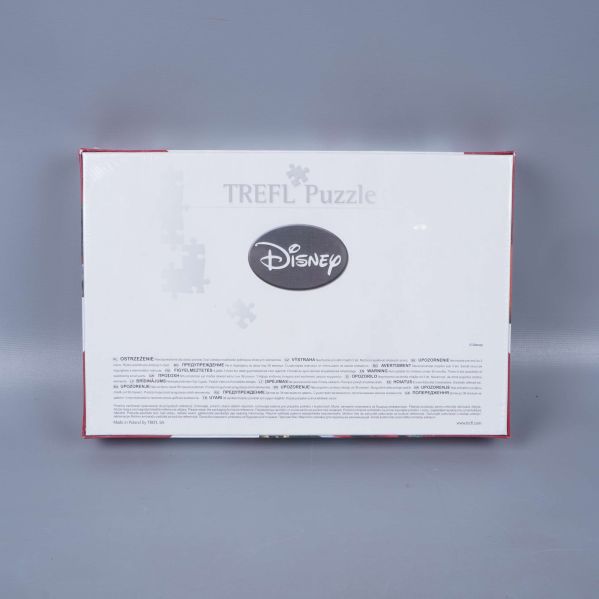 Baksidan av Disney Planes pussel med Disney och Trefl logotyper