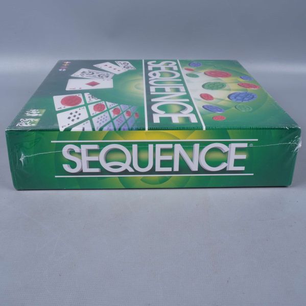 Sequence-spel låda liggande sidovy