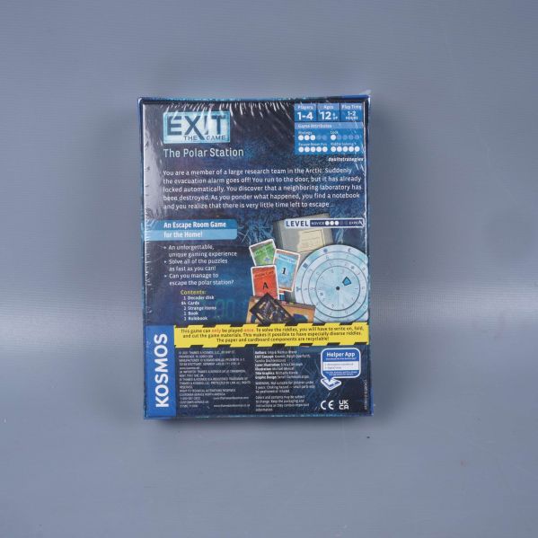 Baksida av brädspelet Exit The Game The Polar Station med beskrivning och grafik
