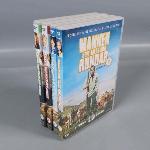 Fyra DVD-fodral från serien Mannen som talar med hundar i box