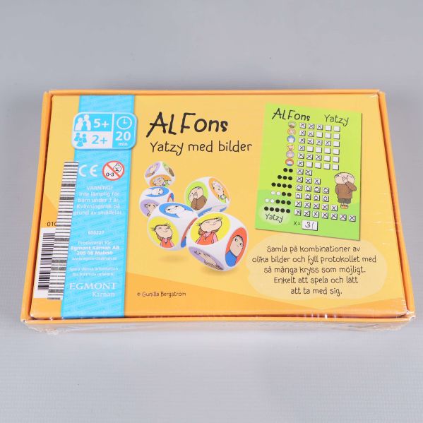 Baksidan på Alfons Yatzy visar tärningar och regler