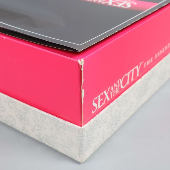 Närbild på boxens hörn med mindre slitage