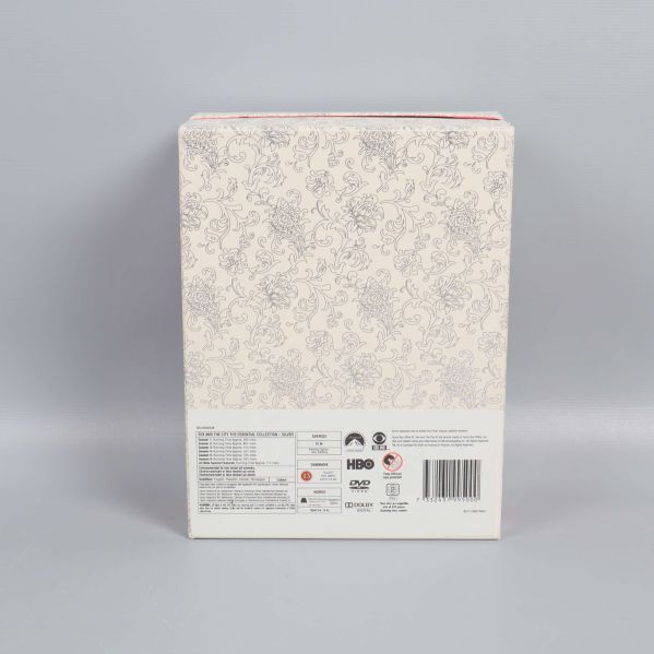 Baksidan av Sex and the City box med text och logotyper