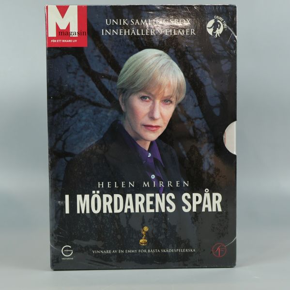 Framsida av dvd-boxen I mördarens spår med Helen Mirren synlig