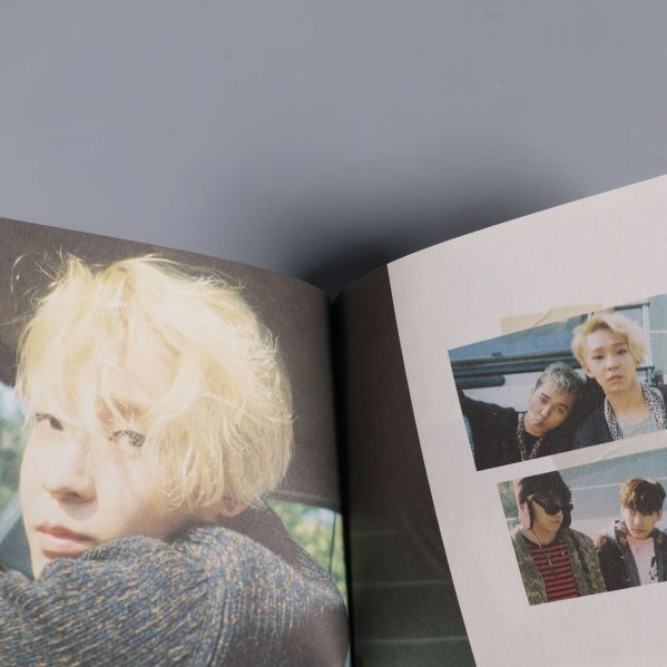 Färgbilder och porträtt, Winner-medlemmar inuti fotoboken